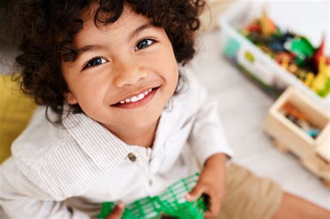 Playwell Canada Toy Distributor to Retail Stores and Educational .